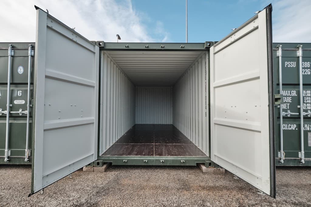MONstore Self Storage in Aberdeen