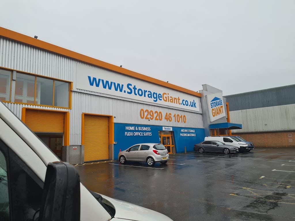 Storage Giant Self Storage
