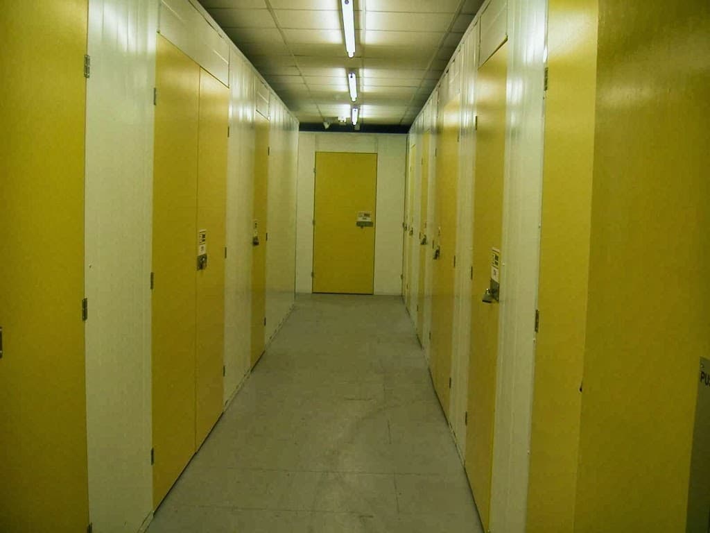 Adams Selfstore