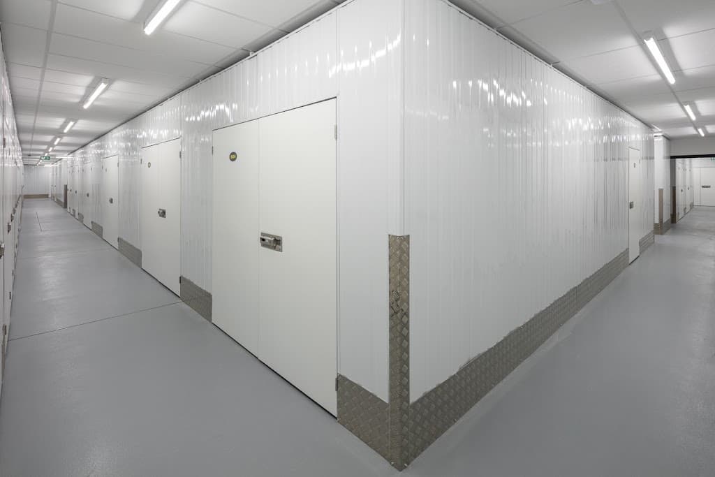 SureStore - Milton Keynes