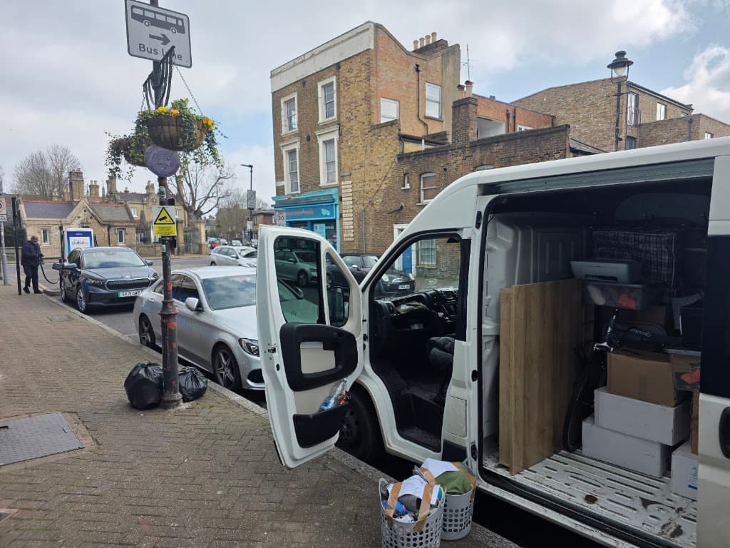 Moveitto removals clearance man and van