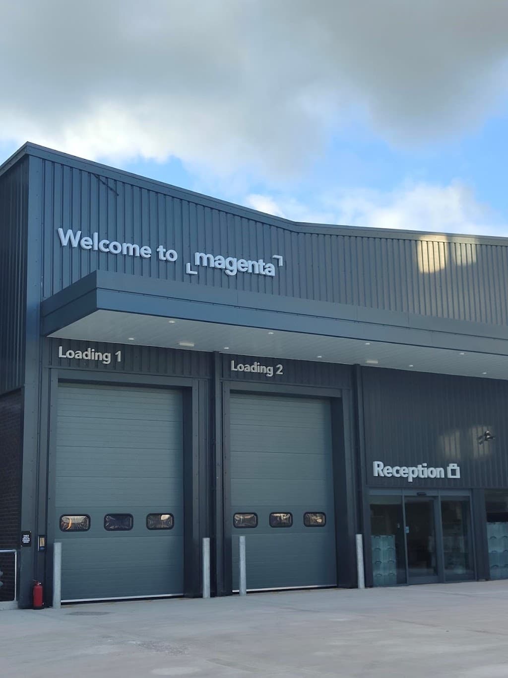 Magenta Self Storage Reading