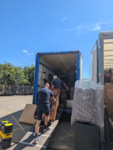 MOVE-4-U REMOVALS — Customer photo