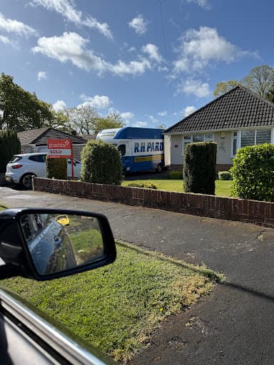 R.H. Pardy Moving and Storage Limited — Customer photo