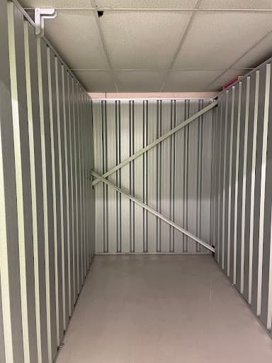 StorageMart — Customer photo
